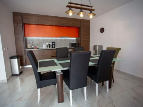 Prodaja, kuća, 160m², Zagora, Kotor - image 8