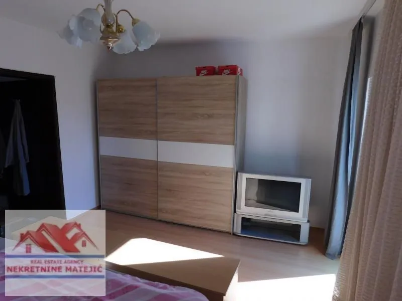 Prodaja, kuća, 250m², Ćava, Kragujevac