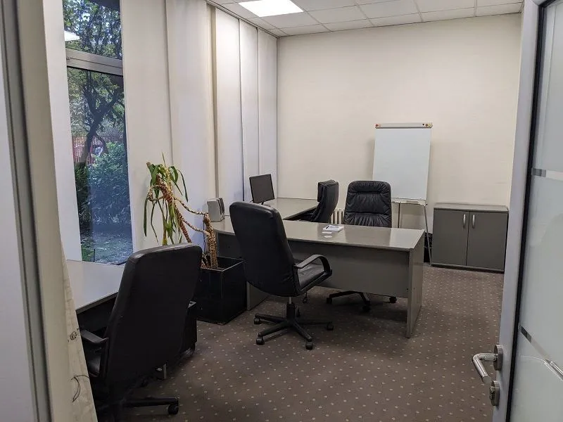 Rent, office space, 250m², Altina, Beograd