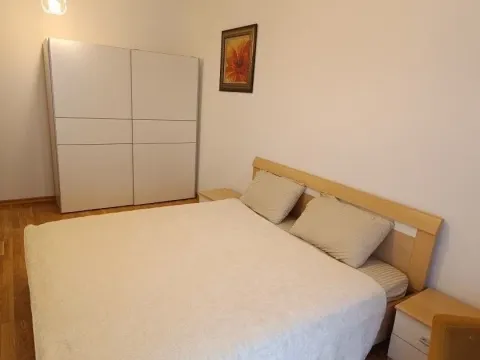 Rent, two bedroom apartment, 70m², Tuški Put, Podgorica - image 4