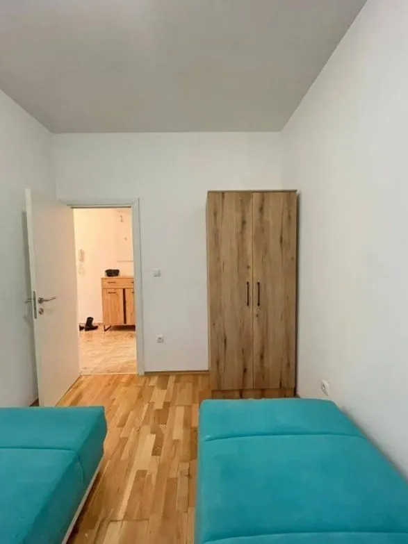 Izdavanje, dvosoban stan, 52m², Zabjelo, Podgorica