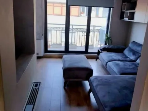 Prodaja, četvorosoban stan, 79m2, Savski Venac, Beograd