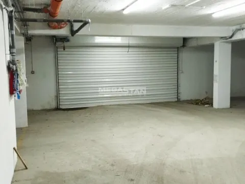 Prodaja, parking/garaža, 16m2, Karaburma, Palilula, Beograd Prodaja, parking/garaža, 16m2, Karaburma, Palilula, Beograd