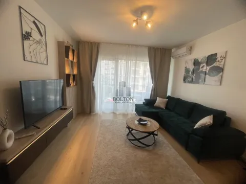 Rent, two bedroom apartment, 54m², Savski Venac, Beograd - image 2