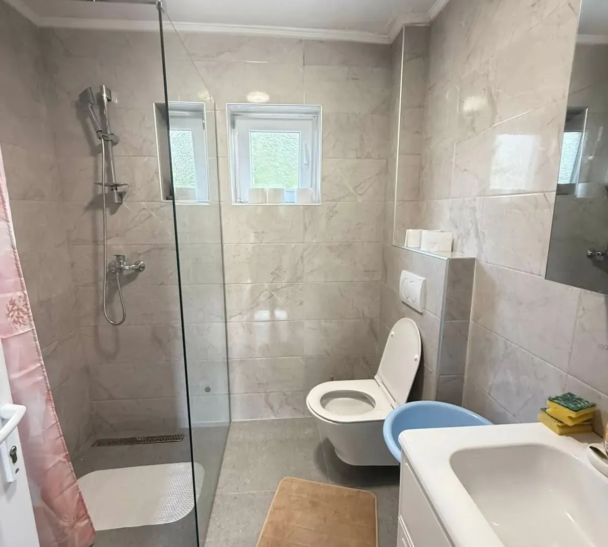 Rent, two bedroom apartment, 80m², Bjeliši, Bar