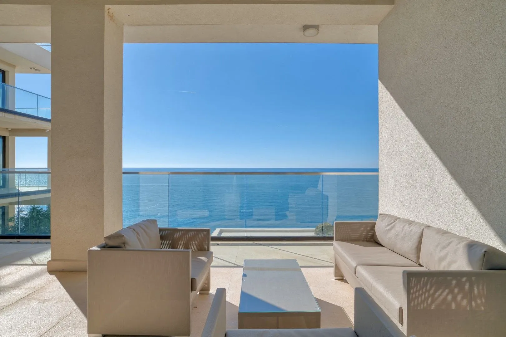 Sale, two bedroom apartment, 131m², Rijeka Reževići, Budva