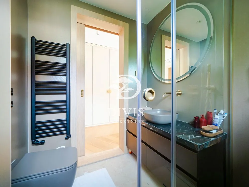 Sale, four bedroom apartment, 153m², Savski Venac, Beograd