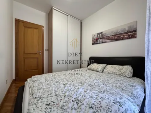 Izdavanje, jednosoban stan, 50m², City Kvart, Podgorica - image 8