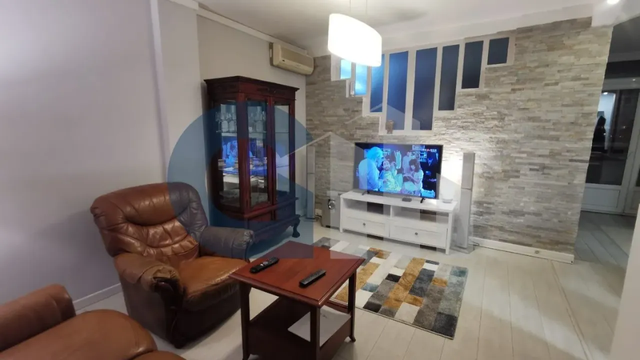 Prodaja, dvosoban stan, 65m², Novi Beograd Blok 21, Novi Beograd Sve Podlokacije