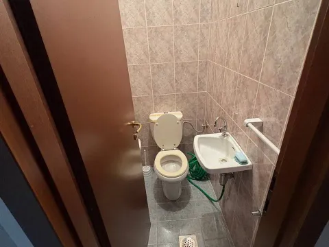 Sale, two bedroom apartment, 79m², Stari Aerodrom, Podgorica - image 7