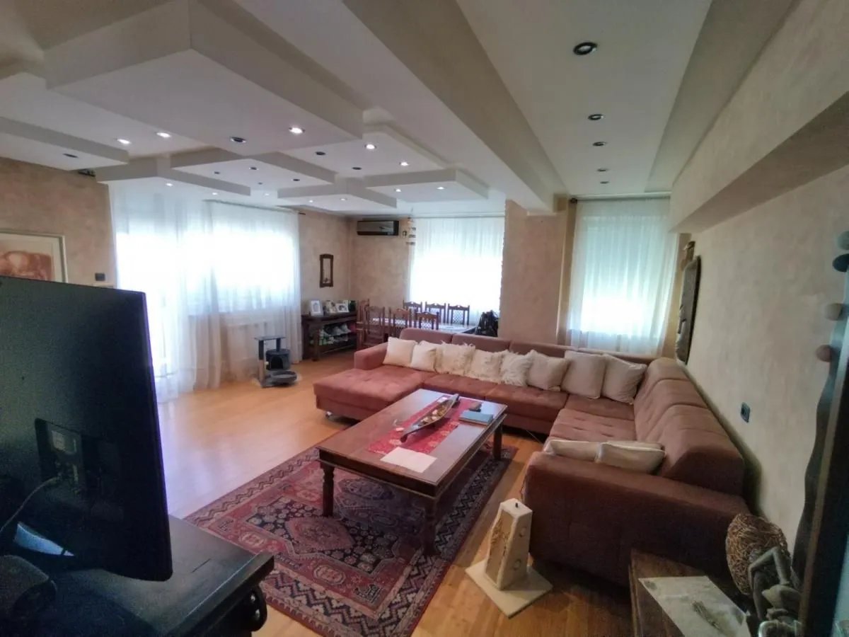 Sale, four bedroom apartment, 115m², Grbavica, Novi Sad Sve Podlokacije
