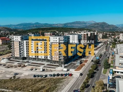 Izdavanje, poslovni prostor, 380m², Stari Aerodrom, Podgorica - image 2