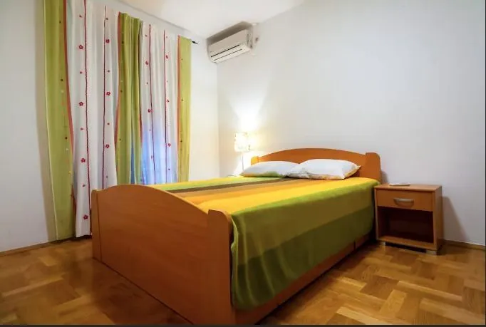 Sale, two bedroom apartment, 90m², Petrovac, Budva