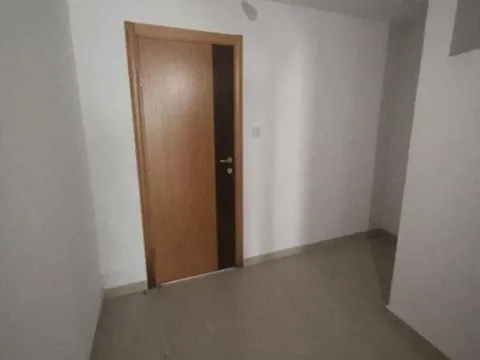 Sale, office space, 107m², Stari Aerodrom, Podgorica - image 5