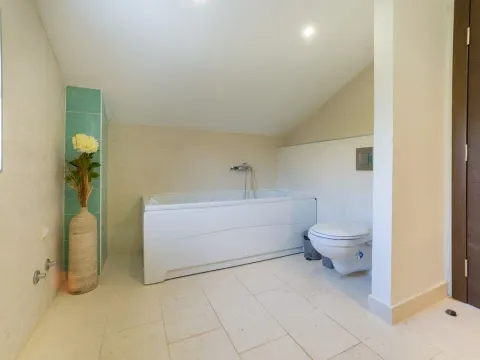 Sale, house, 240m², Stoliv, Kotor - image 21