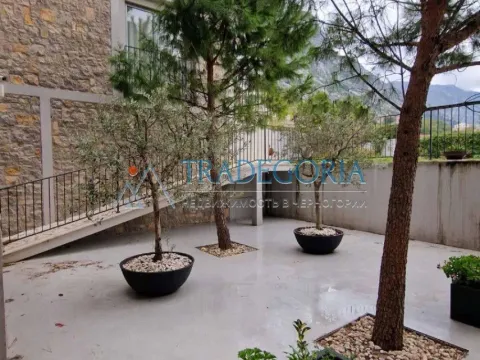 Prodaja, stan, 403m², Kotor, Crna Gora - image 7