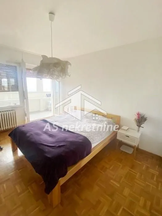 Izdavanje, četvorosoban stan, 120m², Voždovačka Crkva, Voždovac Sve Podlokacije