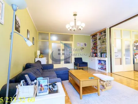 Prodaja, četvorosoban stan, 112m², Kalenić Pijaca, Vračar Sve Podlokacije - image 2