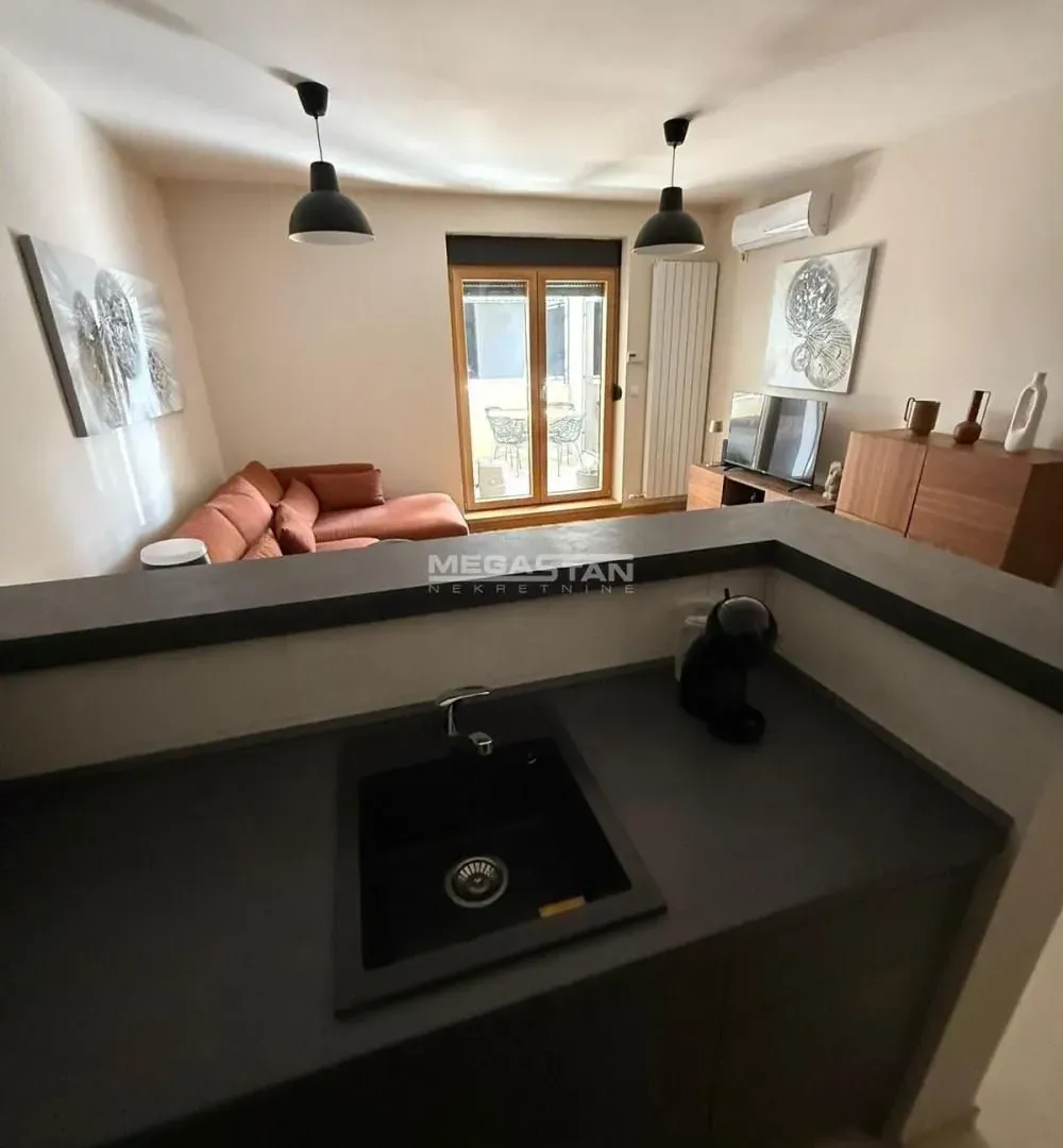 Prodaja, dvosoban stan, 70m², Savski Venac, Beograd