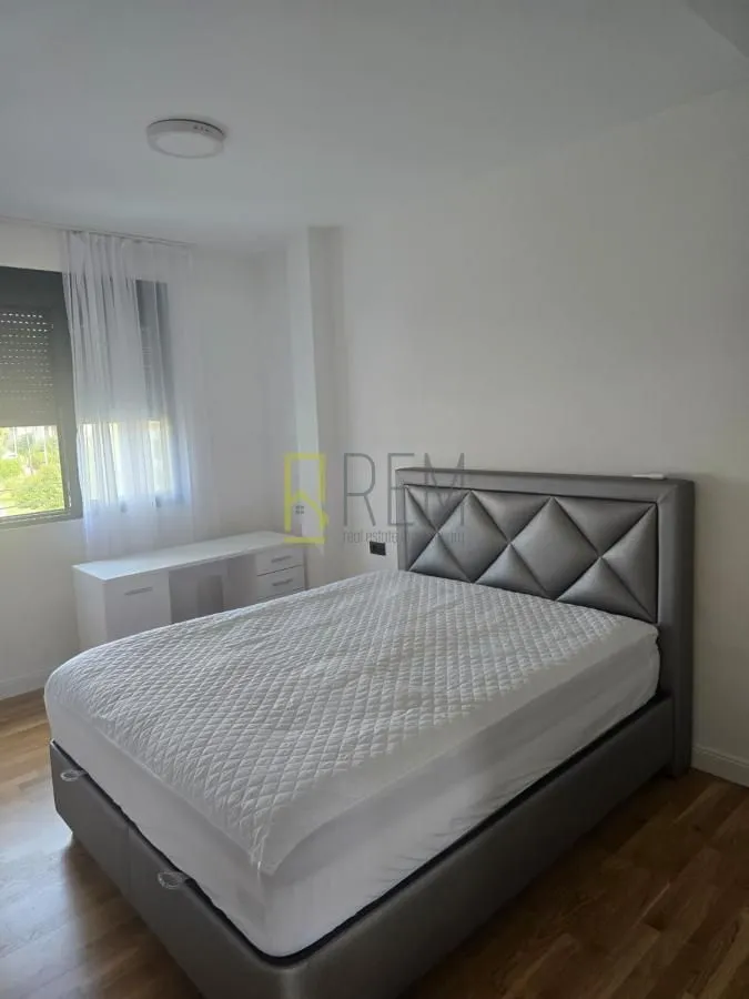 Prodaja, trosoban stan, 130m², Dalmatinska ulica, Podgorica
