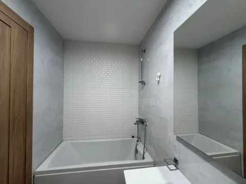 Izdavanje, dvosoban stan, 86m², Master Kvart, Podgorica - image 9