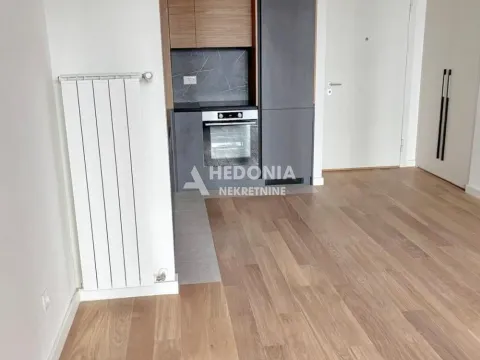Izdavanje, poslovni prostor, 80m², Savski Venac, Beograd - image 6