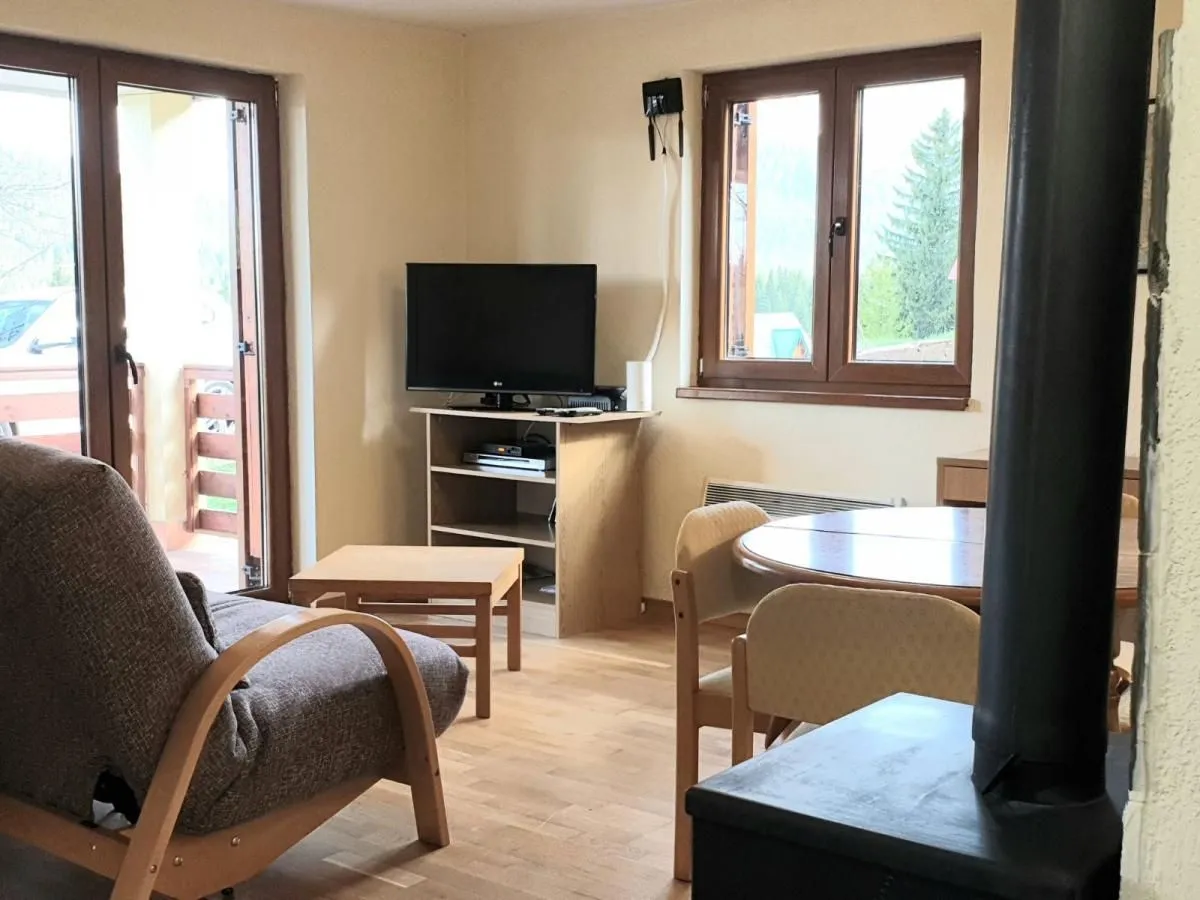Prodaja, kuća, 375m², Žabljak, Crna Gora