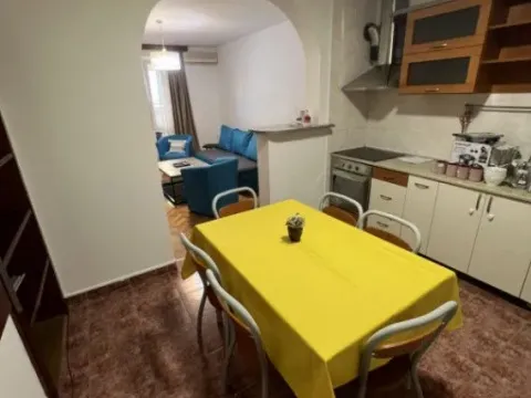 Izdavanje, jednosoban stan, 55m², Centar, Bar - image 5