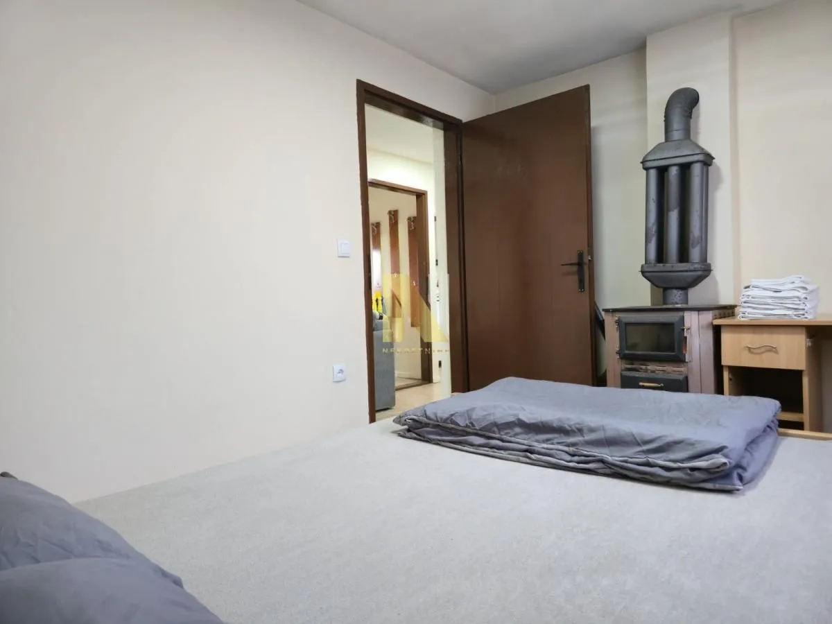 Izdavanje, kuća, 100m², Inđija, Srbija
