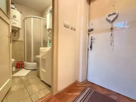 Sale, one bedroom apartment, 30m², Đeram Pijaca, Beograd - image 3