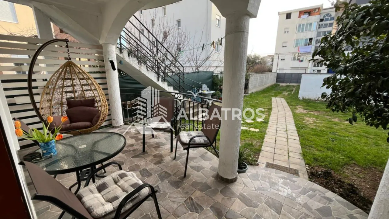 Izdavanje, dvosoban stan, 65m², Ilino, Bar