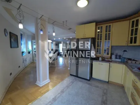 Prodaja, stan, 183m², Zemun Gornji Grad, Zemun Sve Podlokacije - image 18