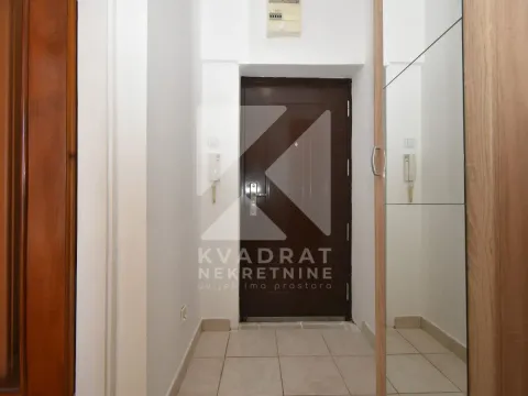 Rent, one bedroom apartment, 35m², Stari Aerodrom, Podgorica - image 11