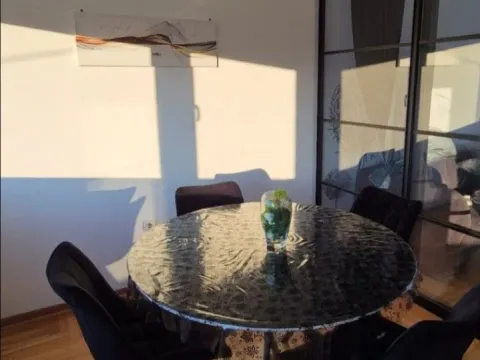 Izdavanje, dvosoban stan, 50m², Autobuska stanica, Nikšić - image 5