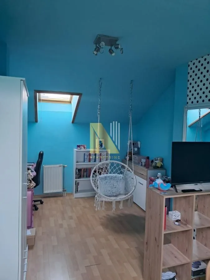 Prodaja, trosoban stan, 81m², Grbavica, Novi Sad Sve Podlokacije