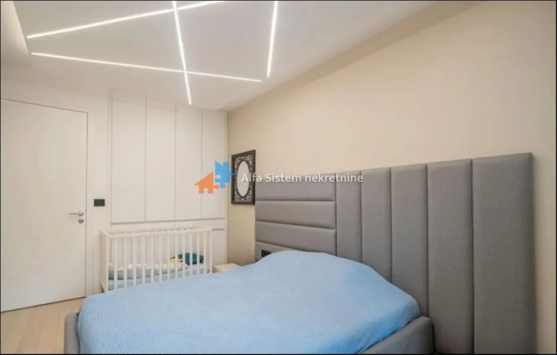 Rent, four bedroom apartment, 103m², Stari Grad, Beograd