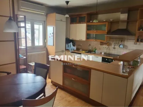 Izdavanje, četvorosoban stan, 94m², Čubura, Beograd - image 4