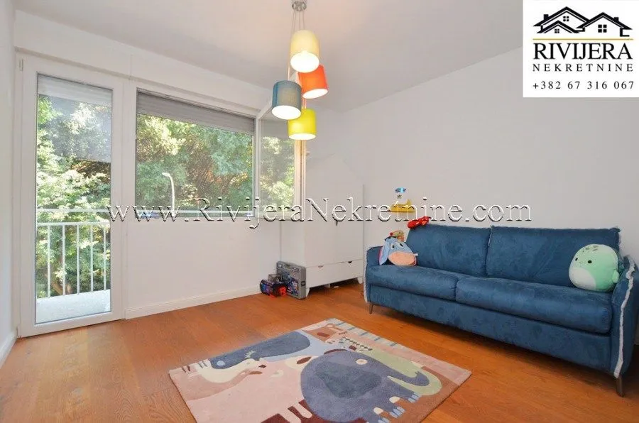 Prodaja, dvosoban stan, 84m², Savina, Herceg Novi