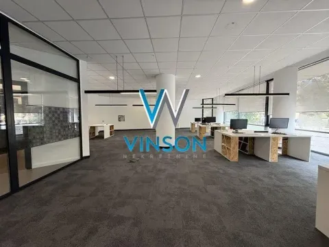 Izdavanje, poslovni prostor, 440m², Bulevar Oslobodjenja, Novi Sad Sve Podlokacije - image 16