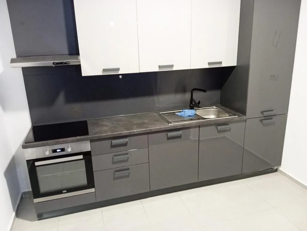 Izdavanje, dvosoban stan, 70m², Master Kvart, Podgorica