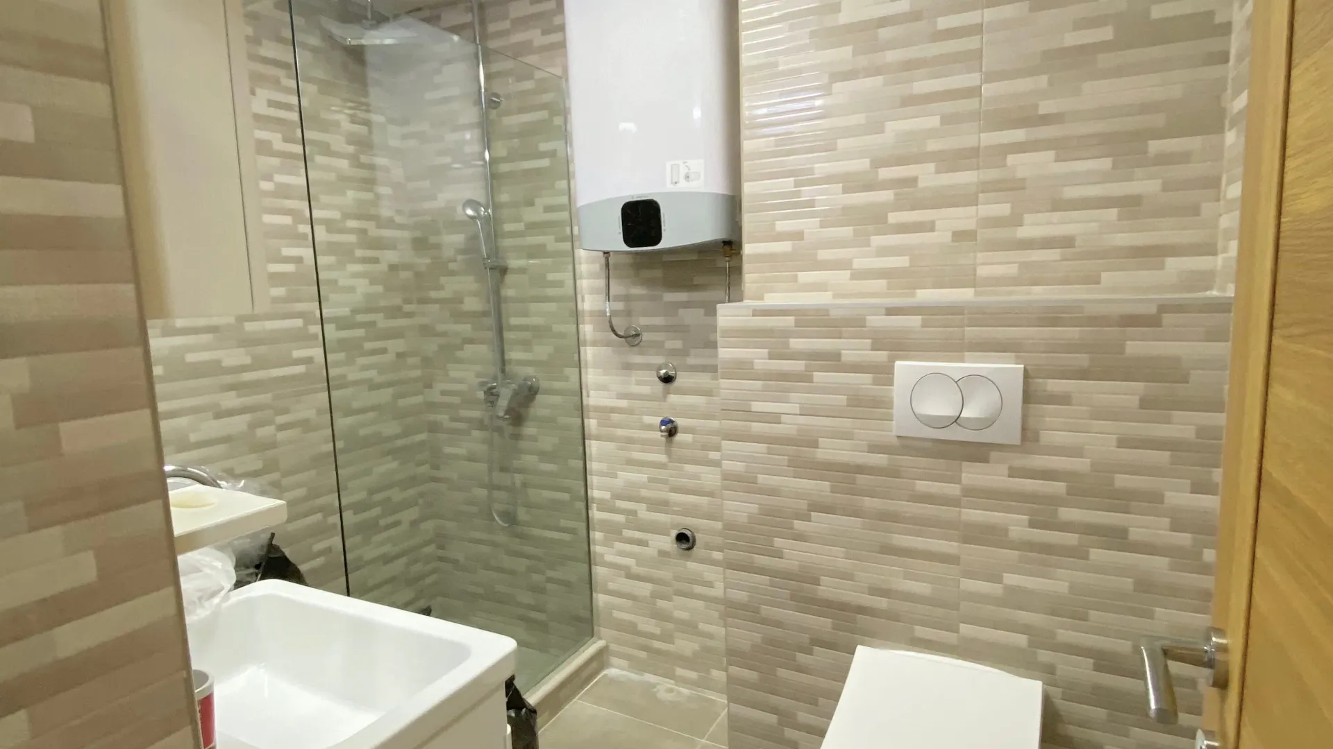 Rent, two bedroom apartment, 72m², Preko Morače, Podgorica