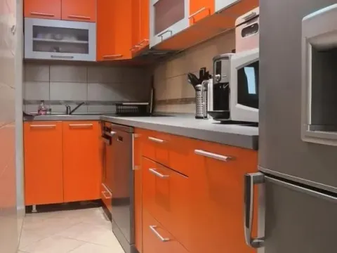 Sale, two bedroom apartment, 54m², Dobrota, Kotor - image 10