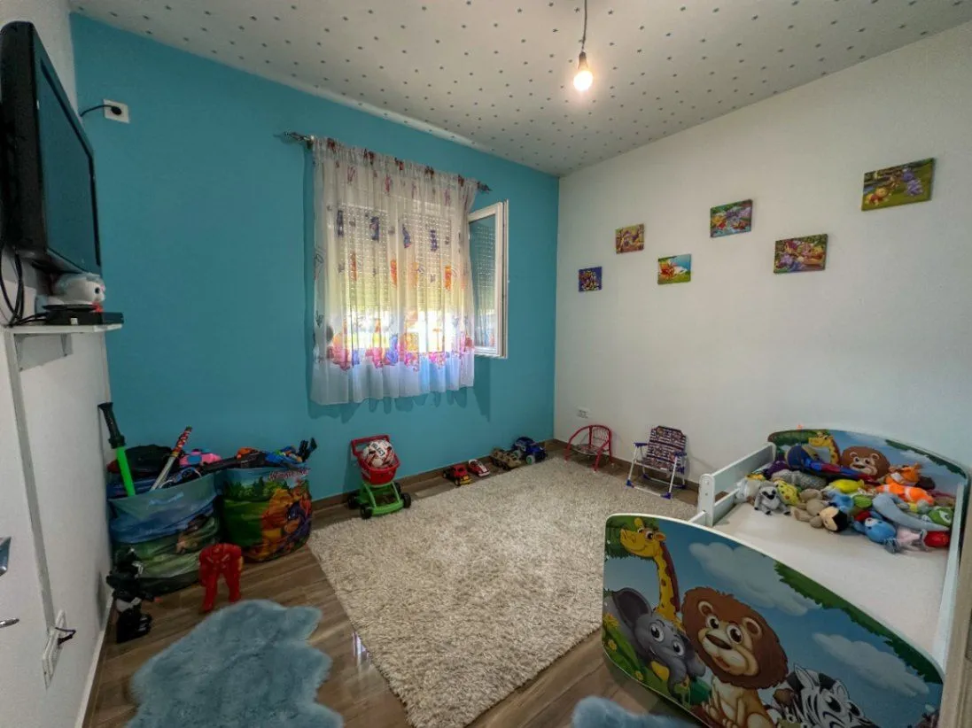 Izdavanje, kuća, 147m², Donji Kokoti, Podgorica