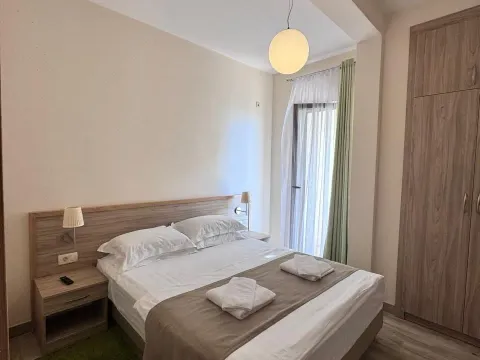 Sale, one bedroom apartment, 59m², Bečići, Budva - image 6