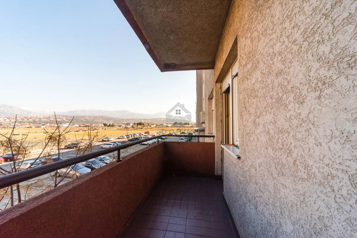 Prodaja, jednosoban stan, 45m², Stari Aerodrom, Podgorica