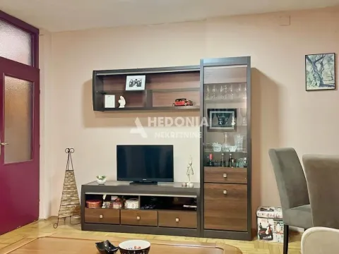 Prodaja, trosoban stan, 68m², Čukarička Padina, Beograd - image 2