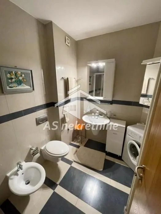 Rent, three bedroom apartment, 95m², Autokomanda, Voždovac Sve Podlokacije