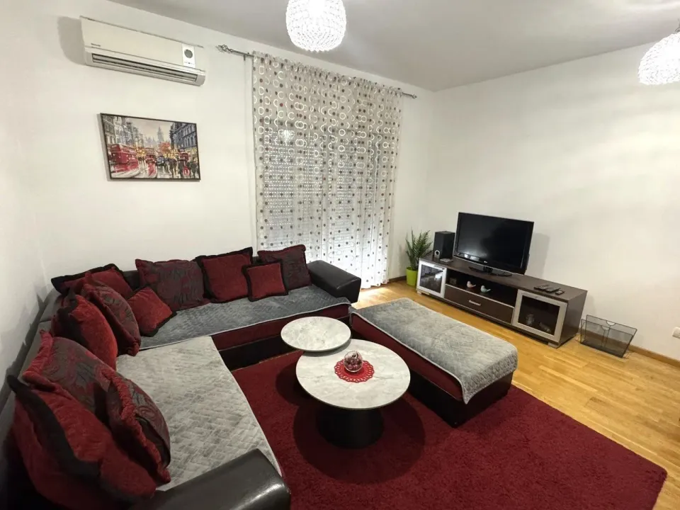 Rent, two bedroom apartment, 74m², City Kvart, Podgorica