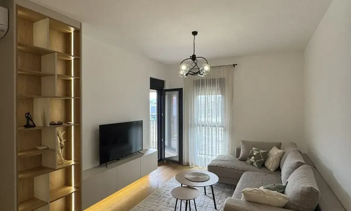 Izdavanje, jednosoban stan, 46m², New City, Podgorica