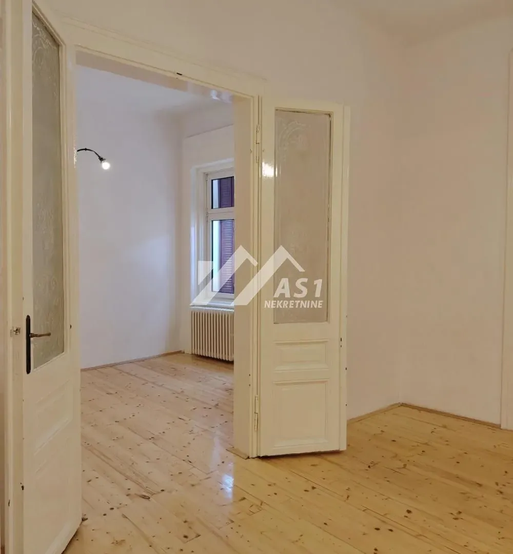 Sale, office space, 260m², Centar, Novi Sad